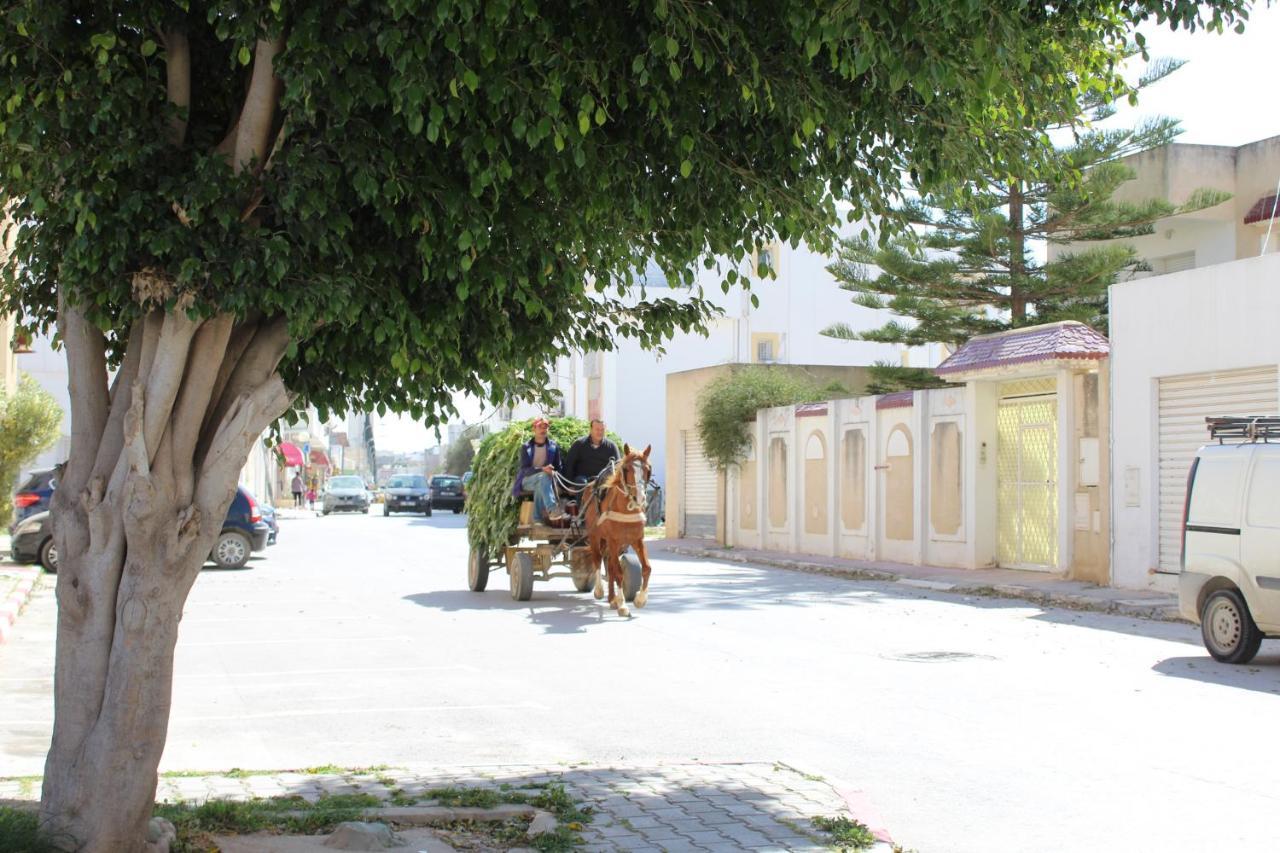 Apartment Tunis 1 Near Airport Ariana Exterior foto